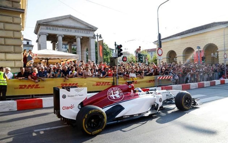 F1 Unleash Milano: la C37 di Alfa Romeo c’è!