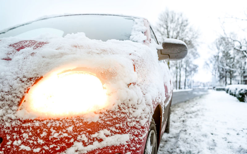 Auto in inverno: proteggi parabrezza e tergicristalli