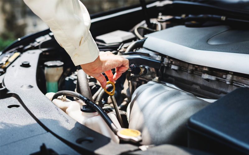 Olio motore: come si controlla?