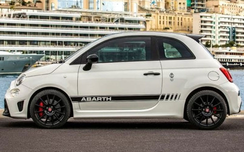 Abarth 595: Best Car 2019 per il 70° anniversario