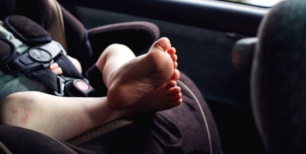 Seggiolini: obbligatorio l’antiabbandono