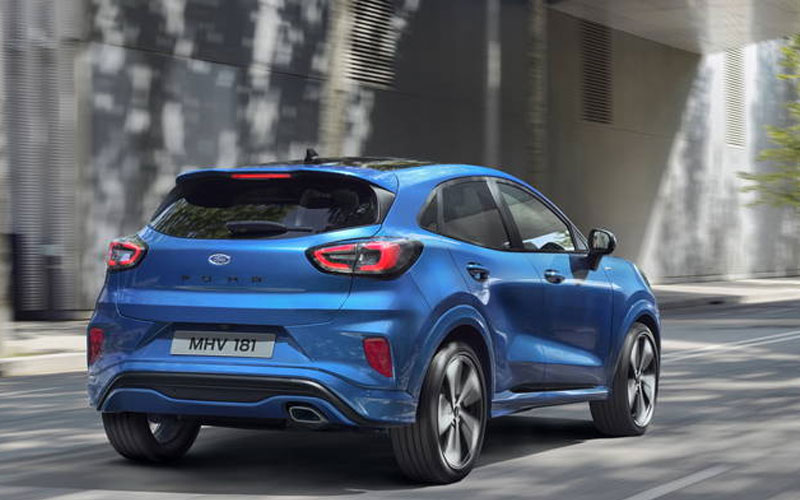 Ford Puma, il piccolo crossover al passo con i tempi