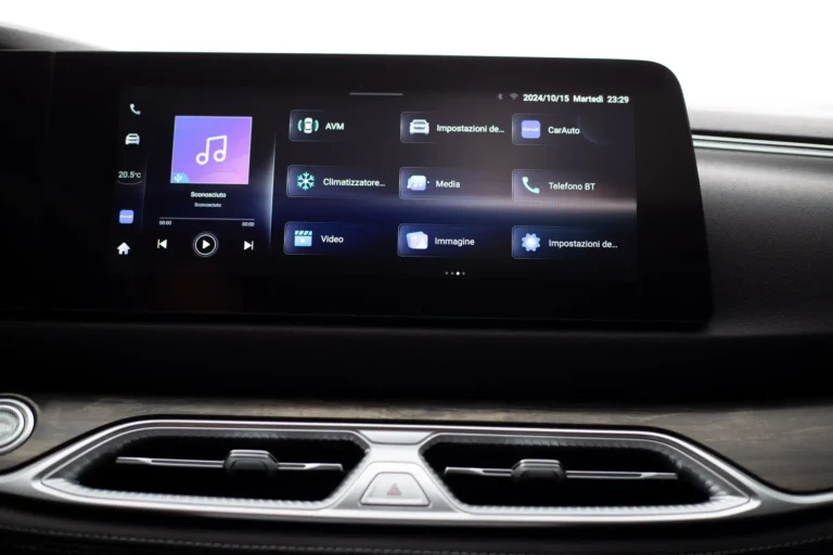 Cirelli Sport Coupé - plancia e tecnologia