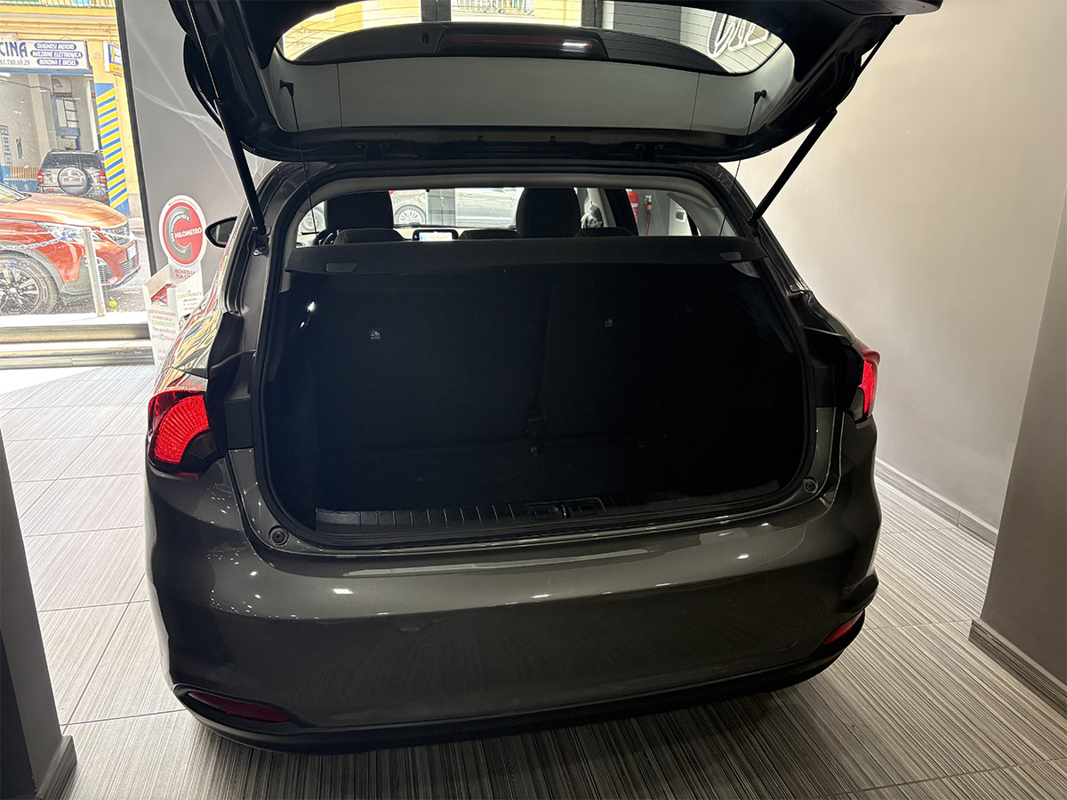 Fiat Tipo 1.6 MJT 120cv DCT Automatica Business 5 porte