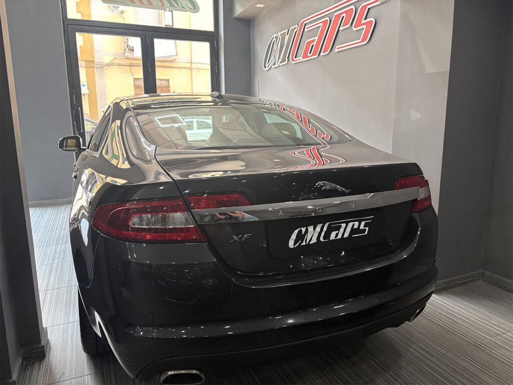 Jaguar XF 3.0d V6 Premium Luxury Automatica