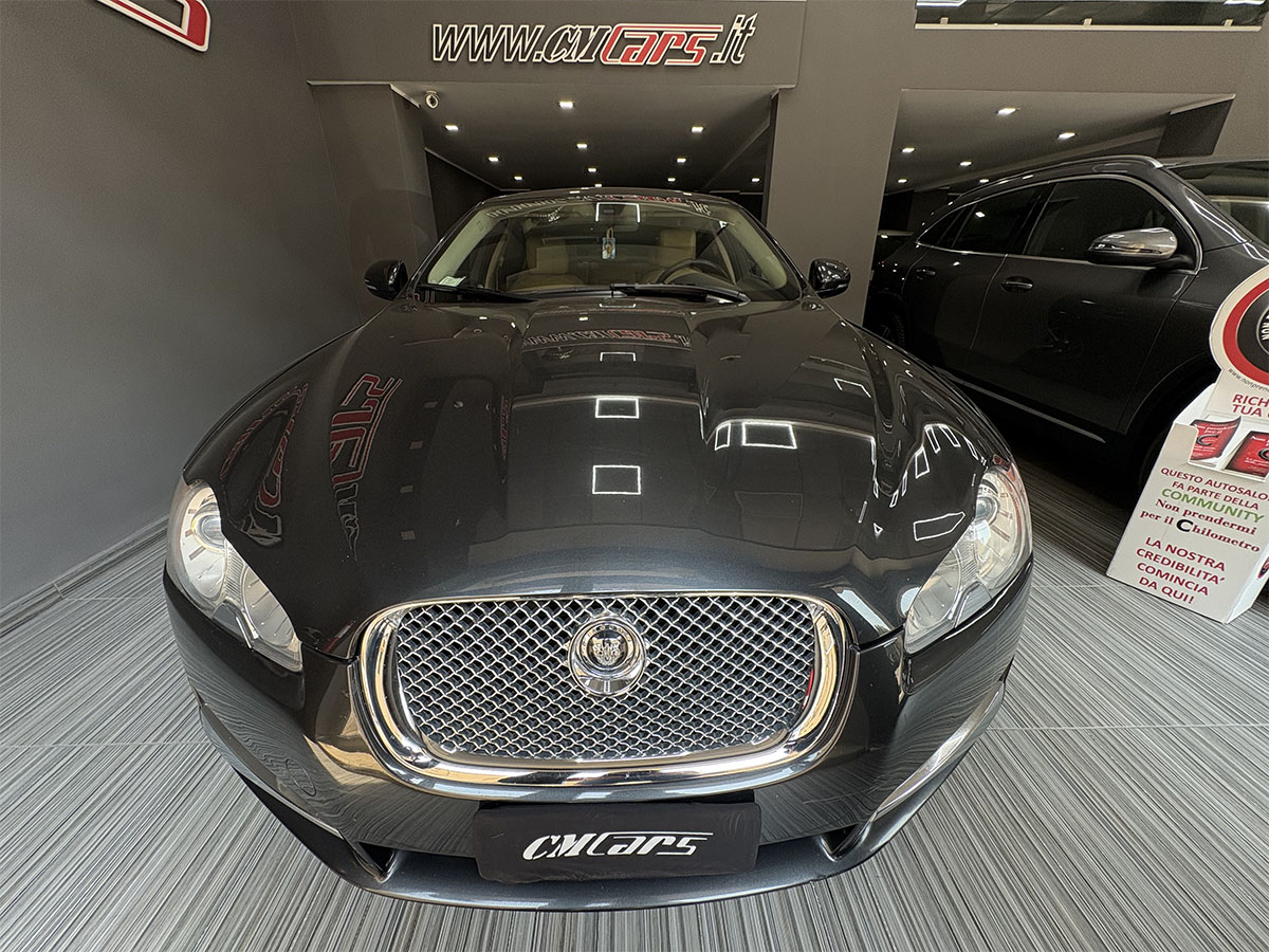Jaguar XF 3.0d V6 Premium Luxury Automatica