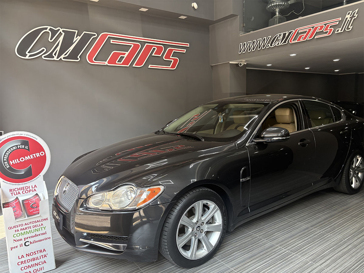 Jaguar XF 3.0d V6 Premium Luxury Automatica
