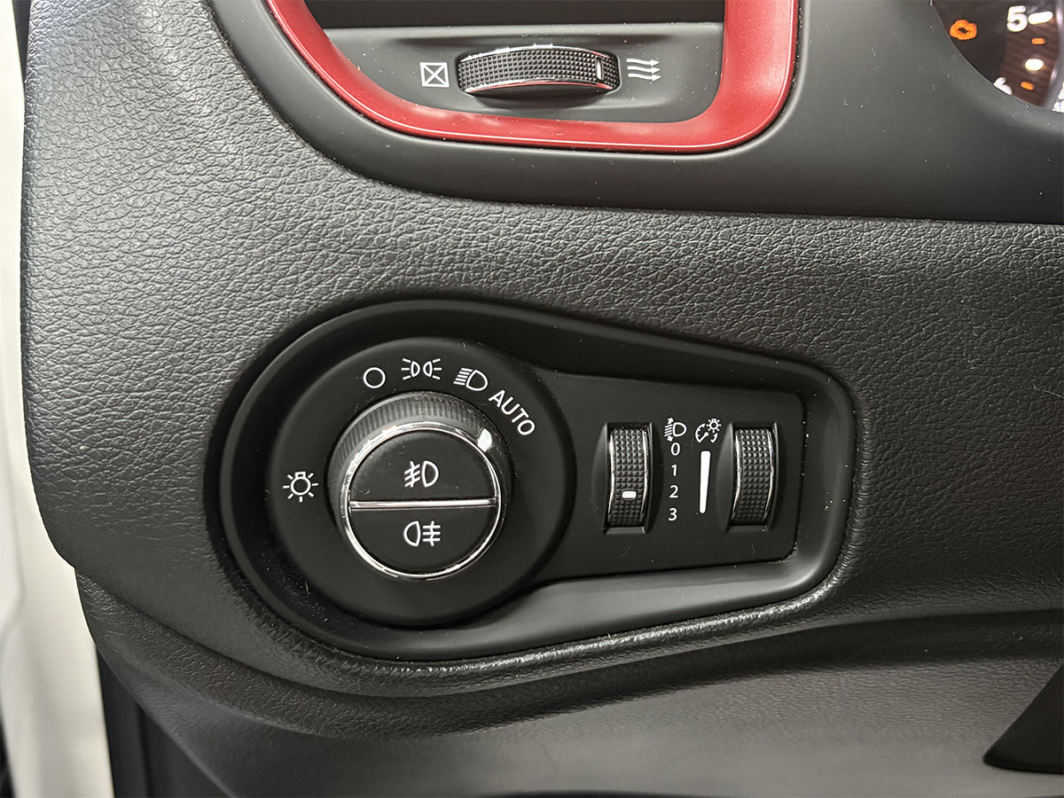 Jeep Renegade 2.0 MJT 170cv 4WD Trailhawk Automatica 4×4 FULL
