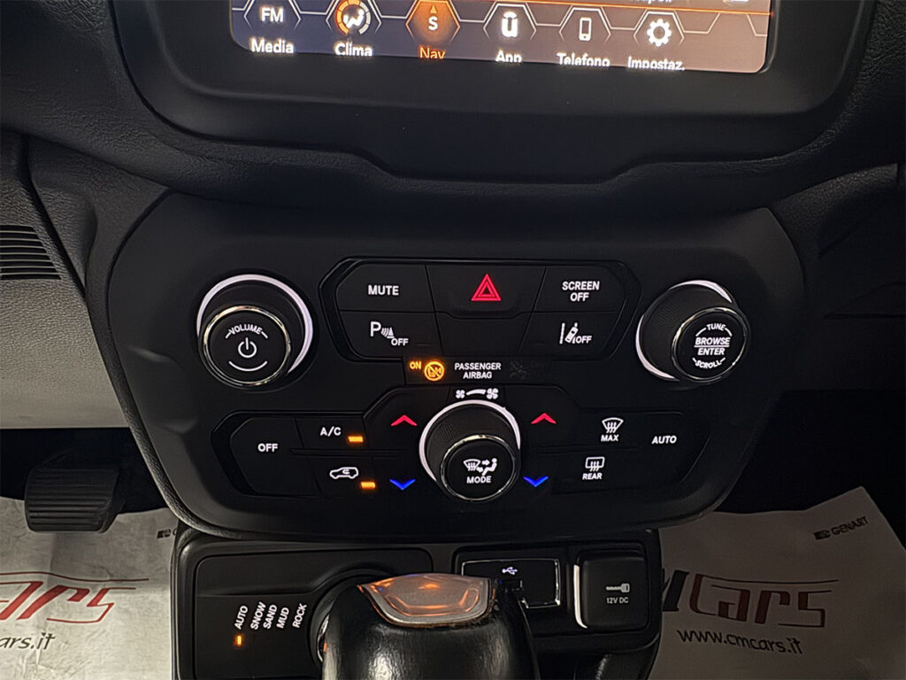 Jeep Renegade 2.0 MJT 170cv 4WD Trailhawk Automatica 4×4 FULL