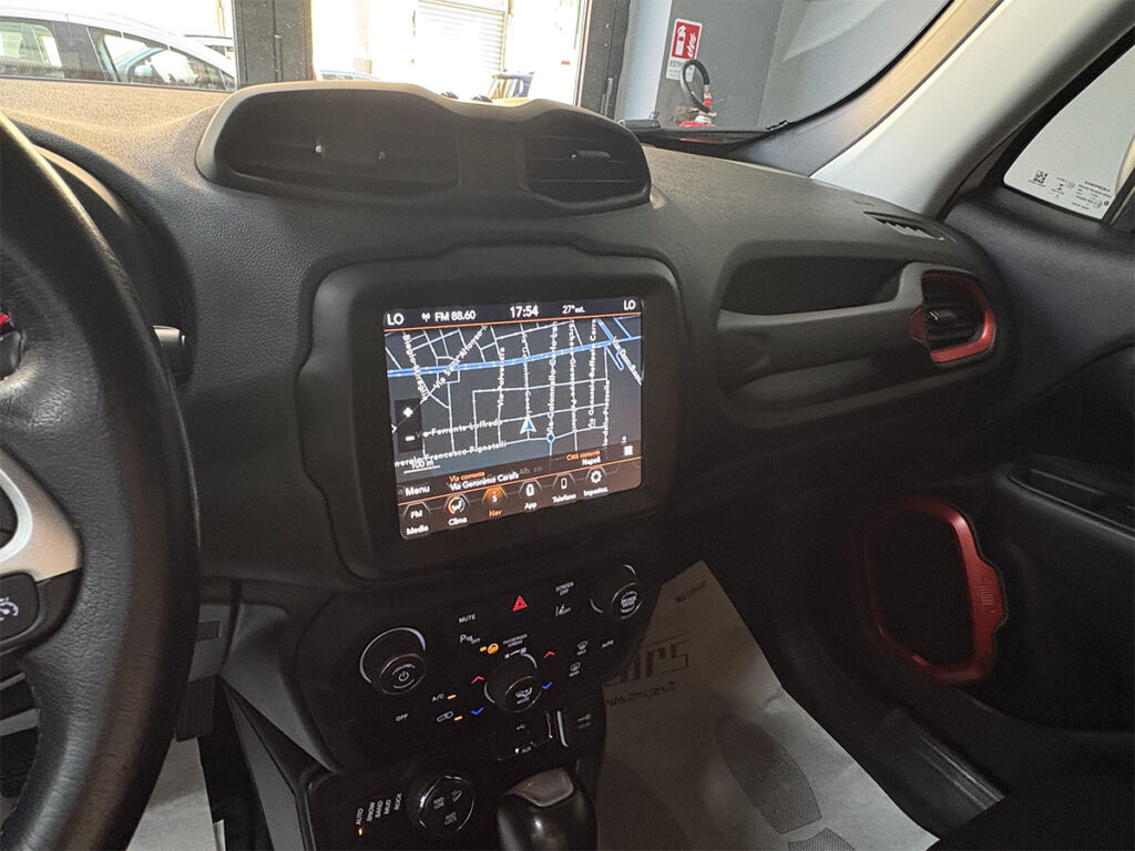 Jeep Renegade 2.0 MJT 170cv 4WD Trailhawk Automatica 4×4 FULL