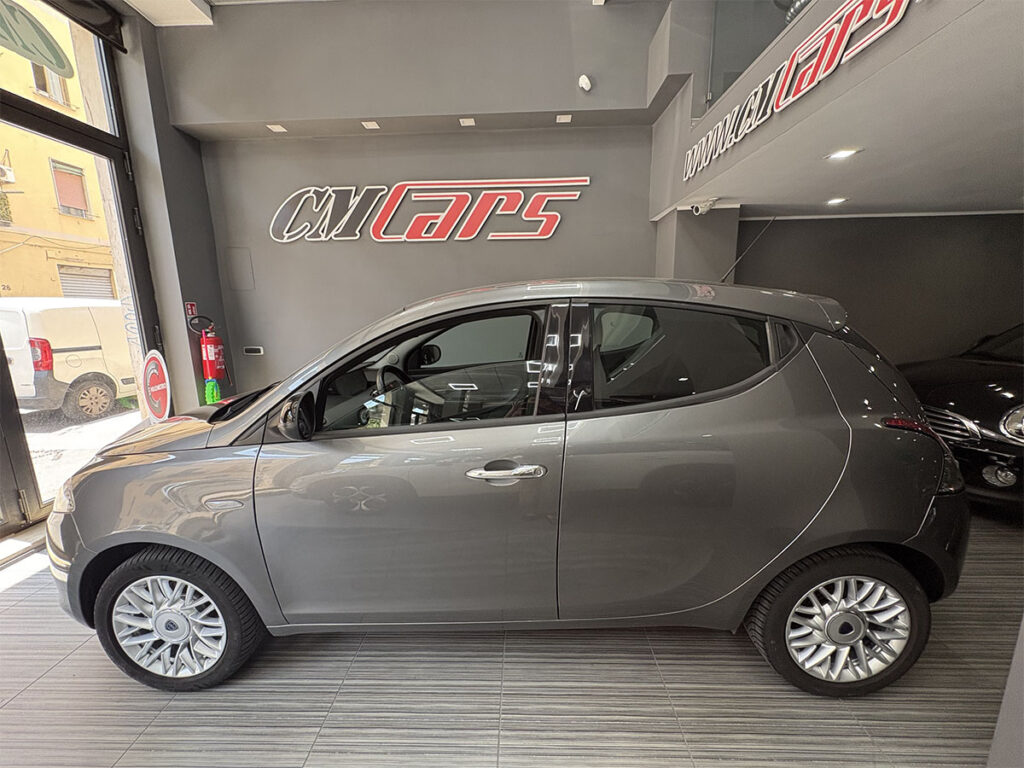 Lancia Ypsilon 1.3 MJT 95cv Gold ITALIANA
