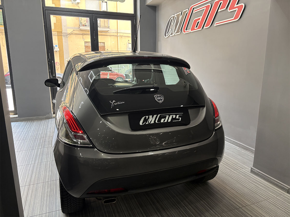 Lancia Ypsilon 1.3 MJT 95cv Gold ITALIANA