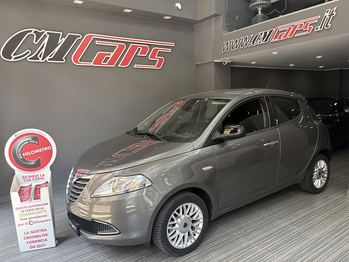 Lancia Ypsilon 1.3 MJT 95cv Gold ITALIANA