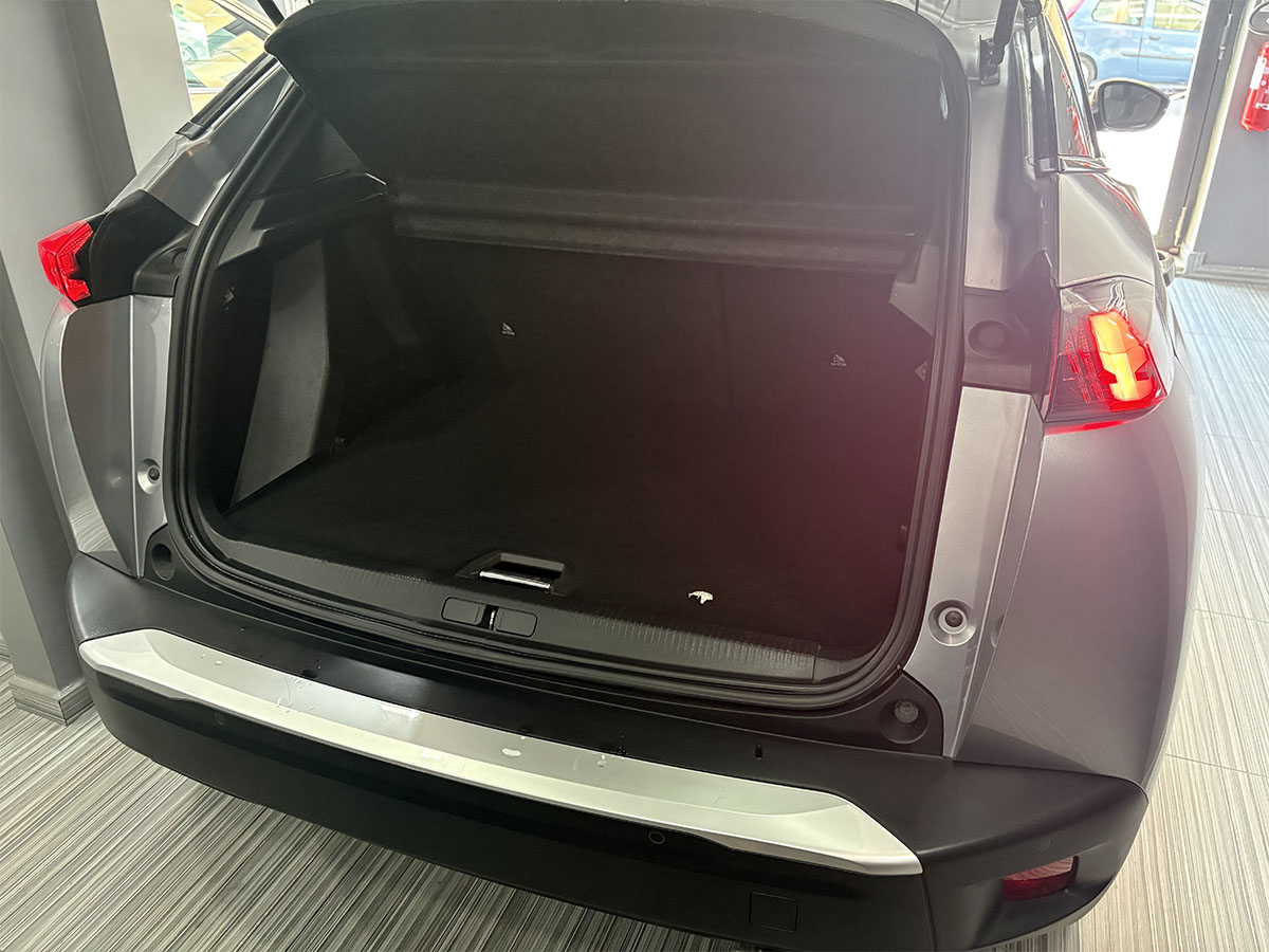 Peugeot 2008 1.5 Bluehdi 130cv EAT8 Automatica GT Line