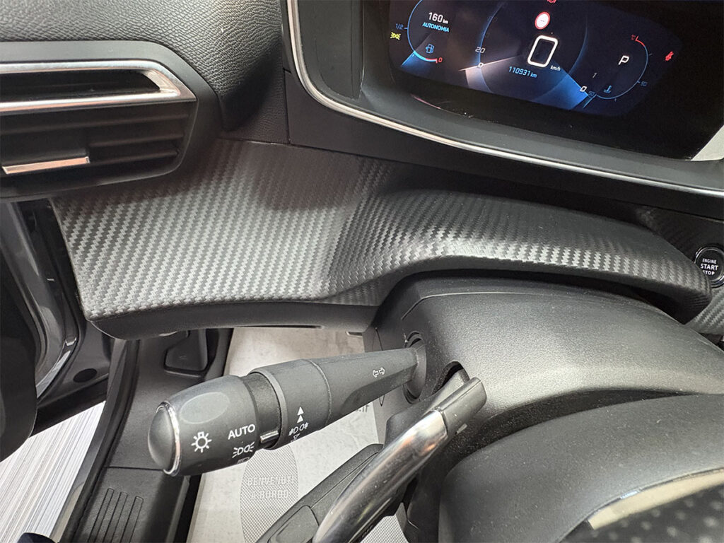 Peugeot 2008 1.5 Bluehdi 130cv EAT8 Automatica GT Line