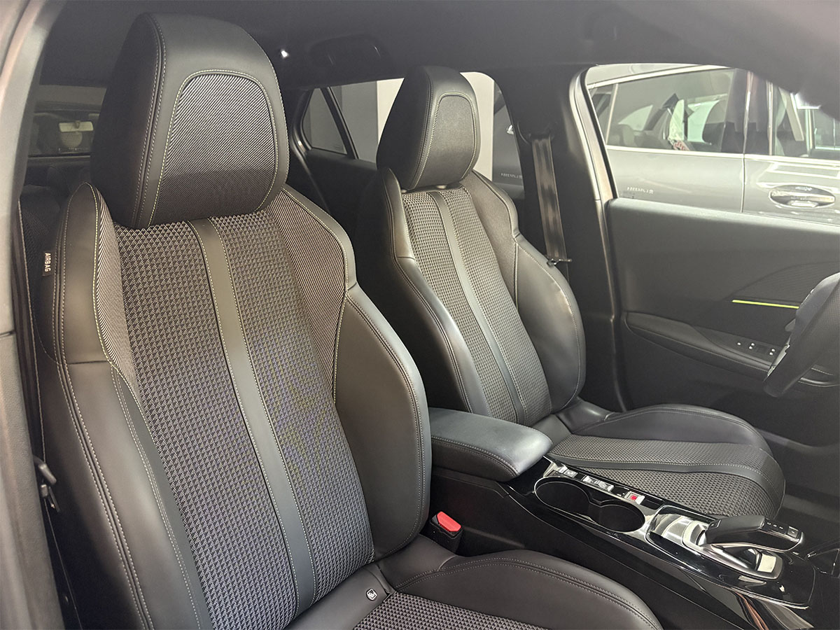 Peugeot 2008 1.5 Bluehdi 130cv EAT8 Automatica GT Line