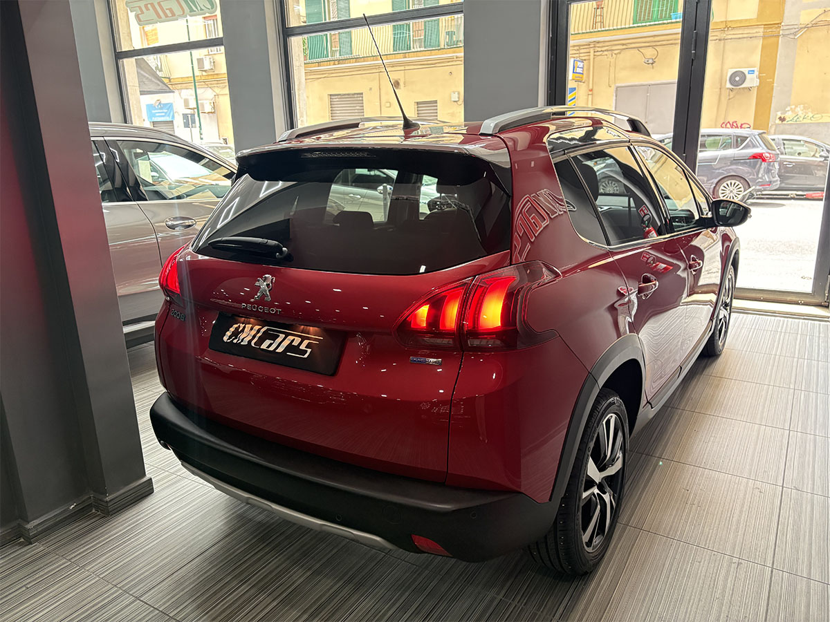 Peugeot 2008 1.2 Puretech Turbo 110cv Allure