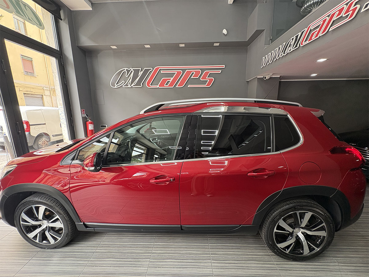 Peugeot 2008 1.2 Puretech Turbo 110cv Allure