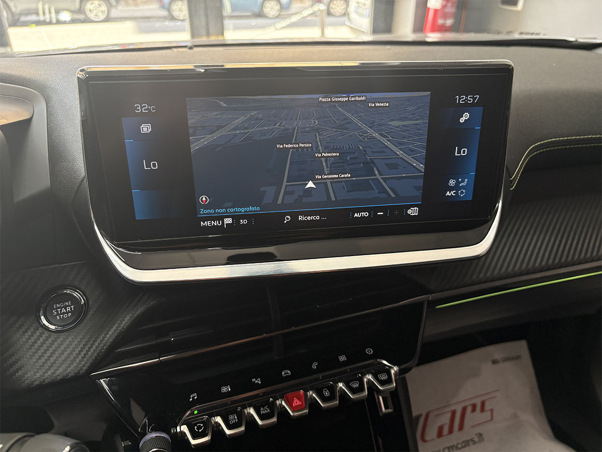 Peugeot 2008 1.5 Bluehdi 130cv EAT8 Automatica GT Line