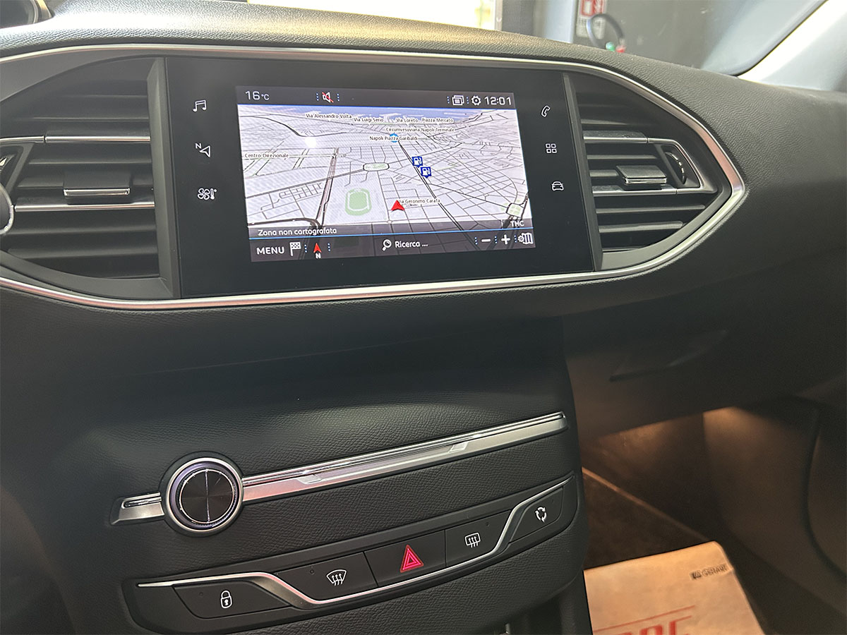 Peugeot 308 1.2 Benzina 130cv Allure Pack