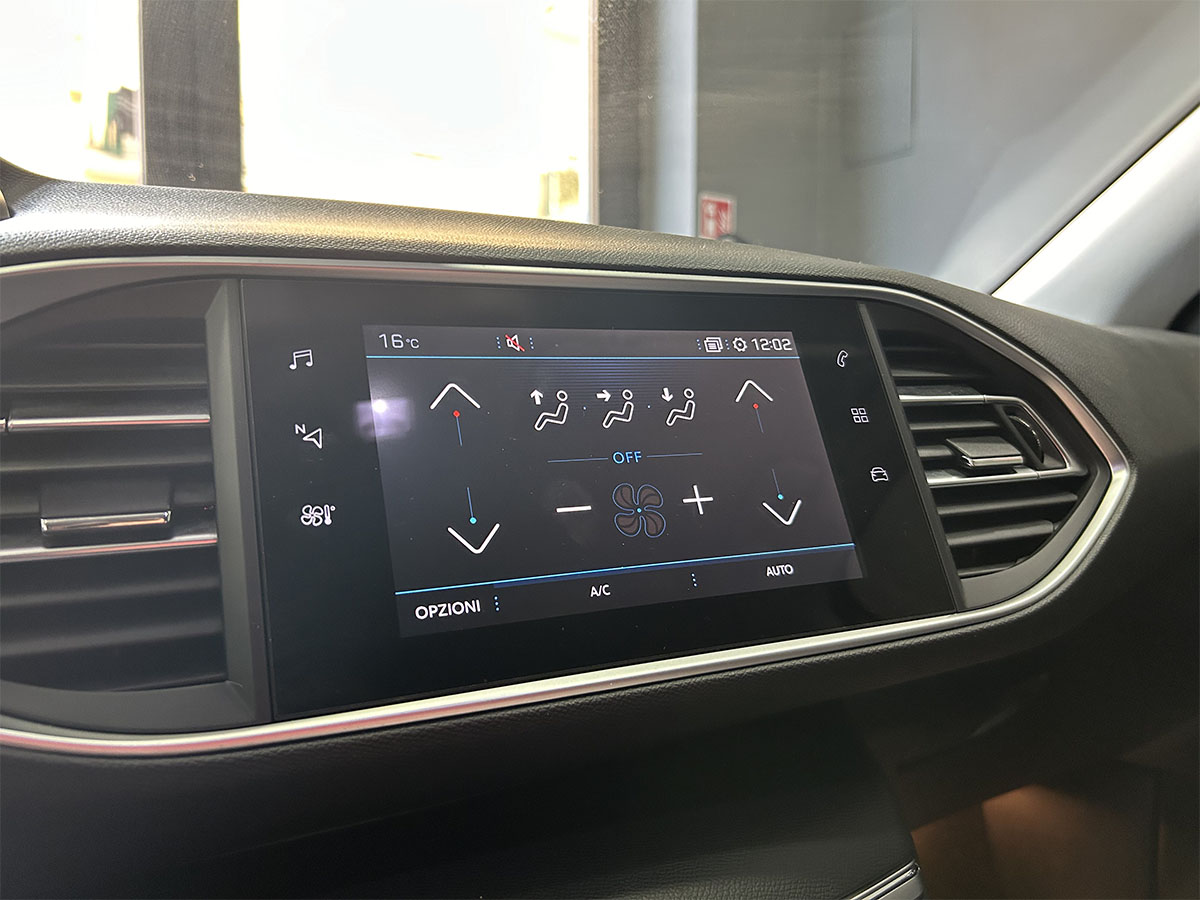 Peugeot 308 1.2 Benzina 130cv Allure Pack