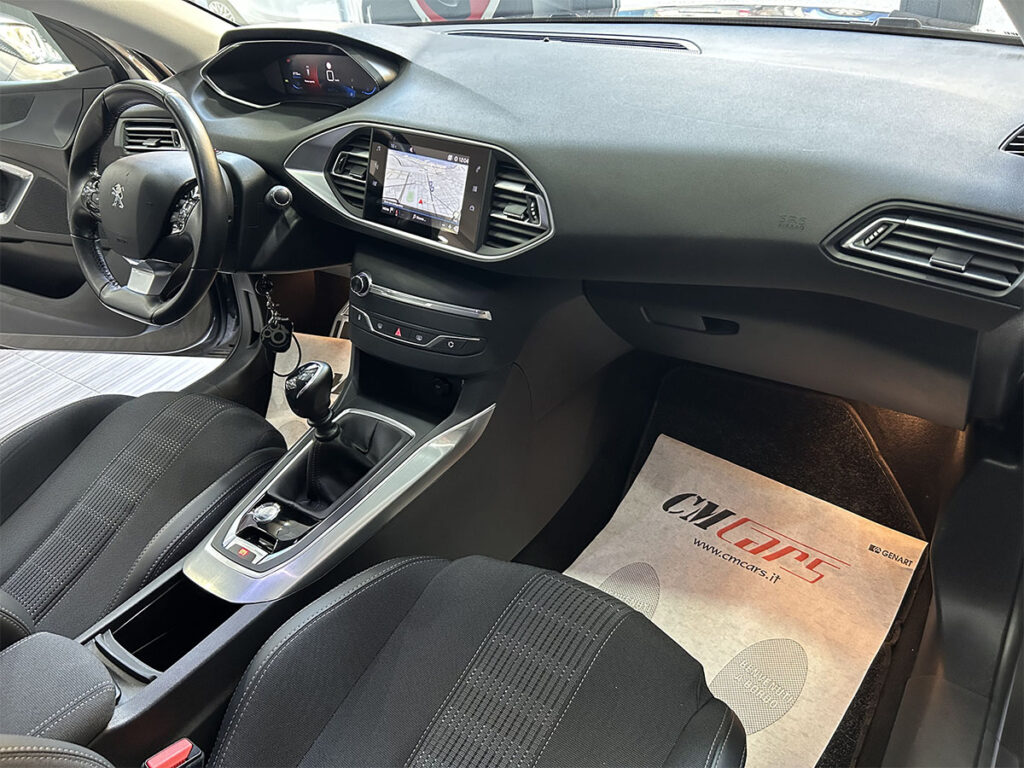 Peugeot 308 1.2 Benzina 130cv Allure Pack