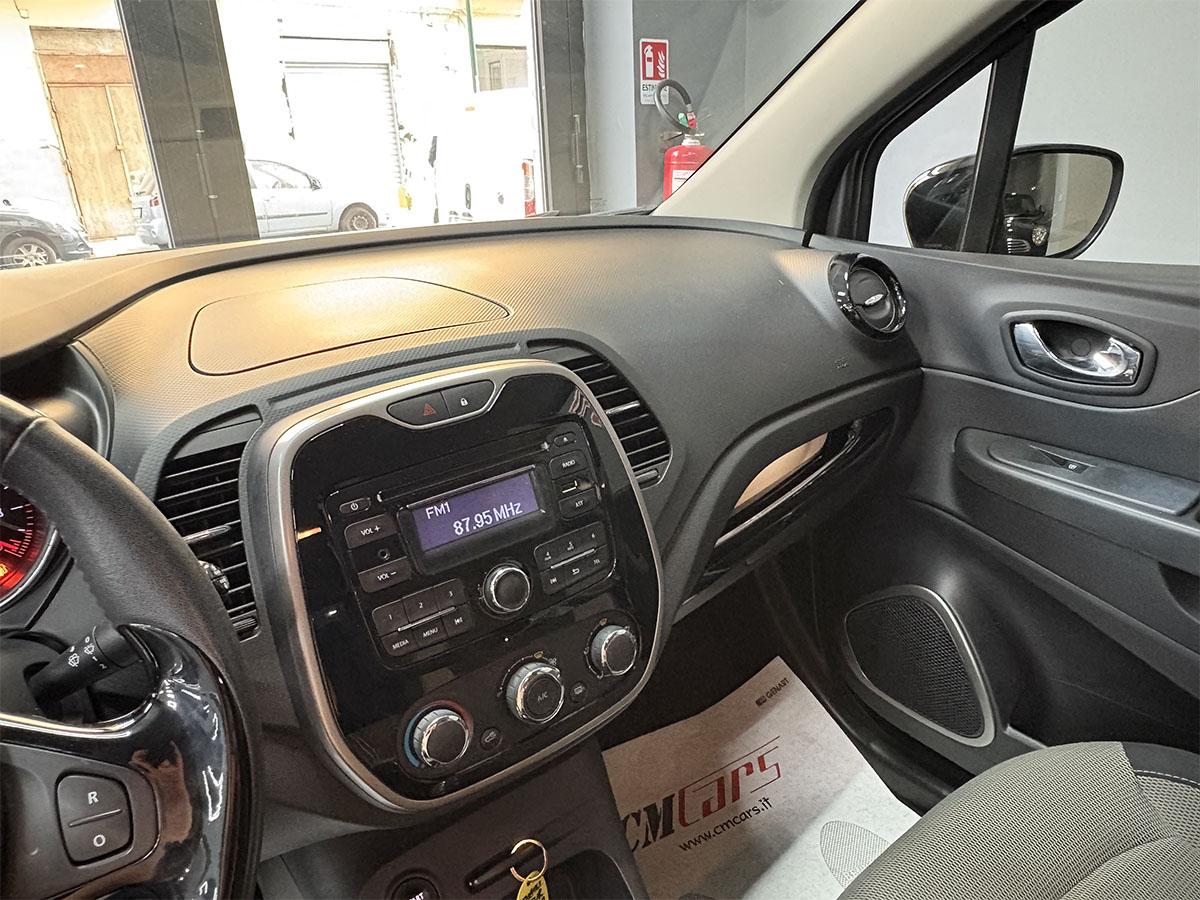 Renault Captur 0.9 TCE 90cv Zen