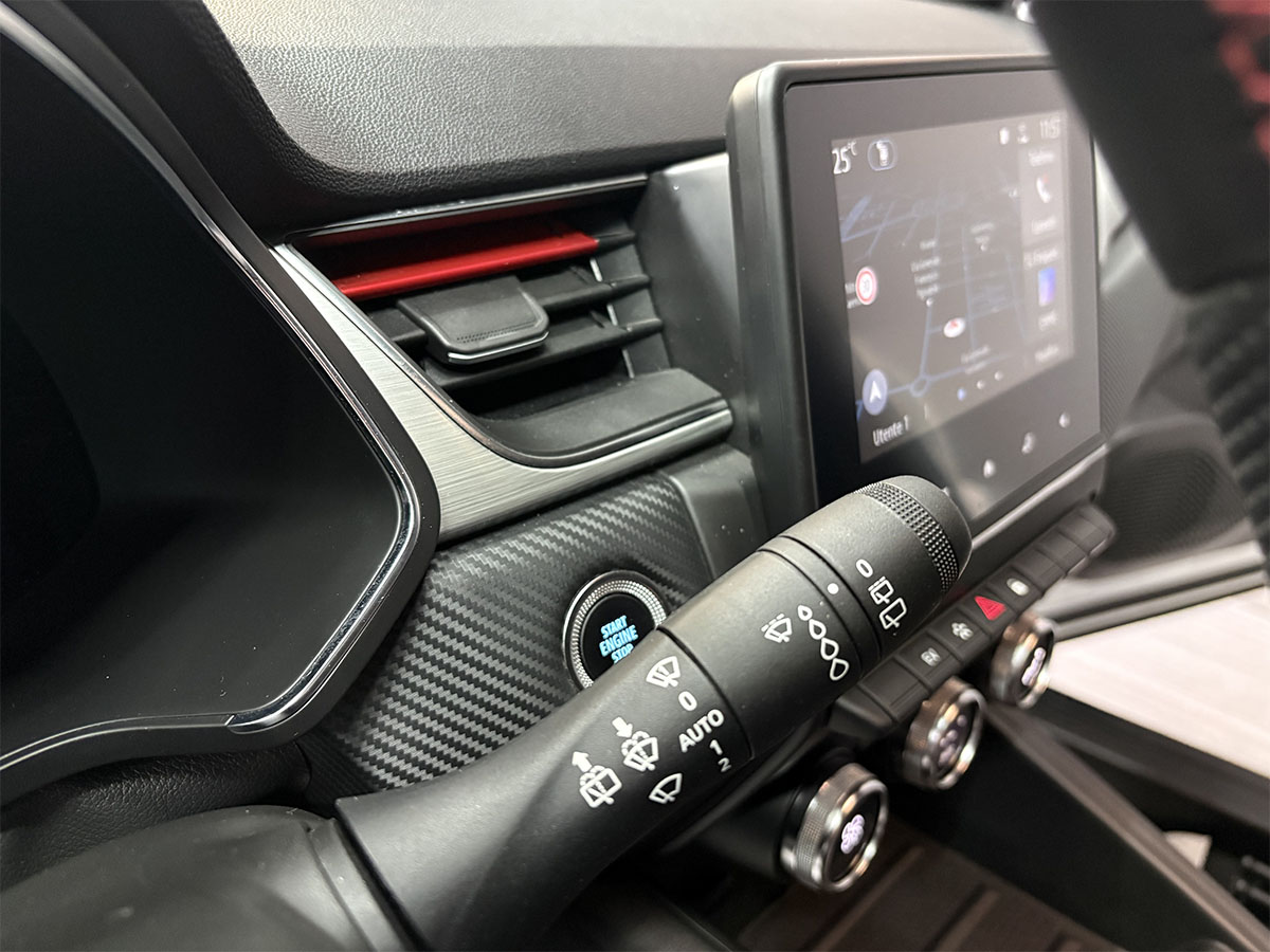 Renault Captur 1.6 E-Tech Full Hybrid 145cv RS Line Automatica