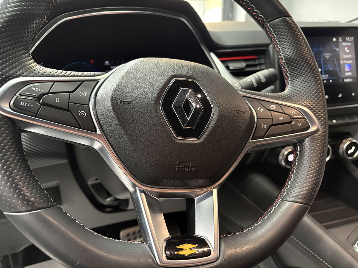 Renault Captur 1.6 E-Tech Full Hybrid 145cv RS Line Automatica