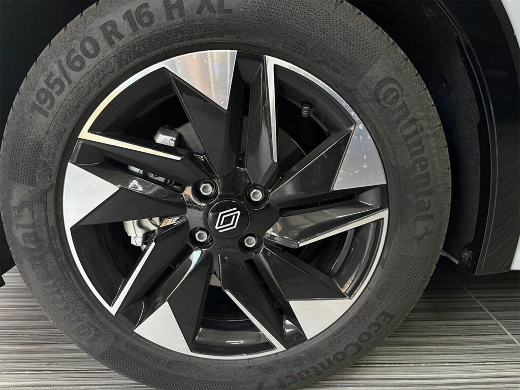 Renault Clio 1.8 Full hybrid E-Tech Techno 160cv Automatica ITALIANA – KM ZERO