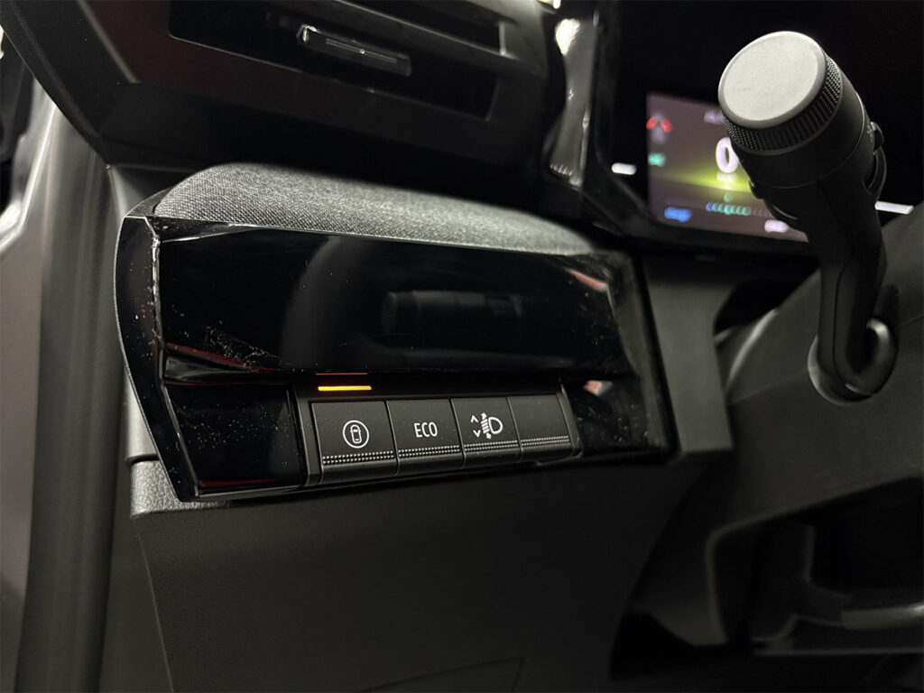 Renault Clio 1.8 Full Hybrid E-Tech Evolution 160cv Automatica ITALIANA – KM ZERO