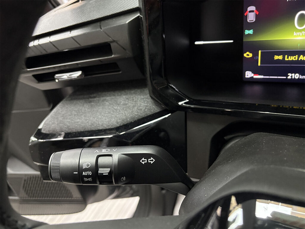 Renault Clio 1.8 Full Hybrid E-Tech Evolution 160cv Automatica ITALIANA – KM ZERO