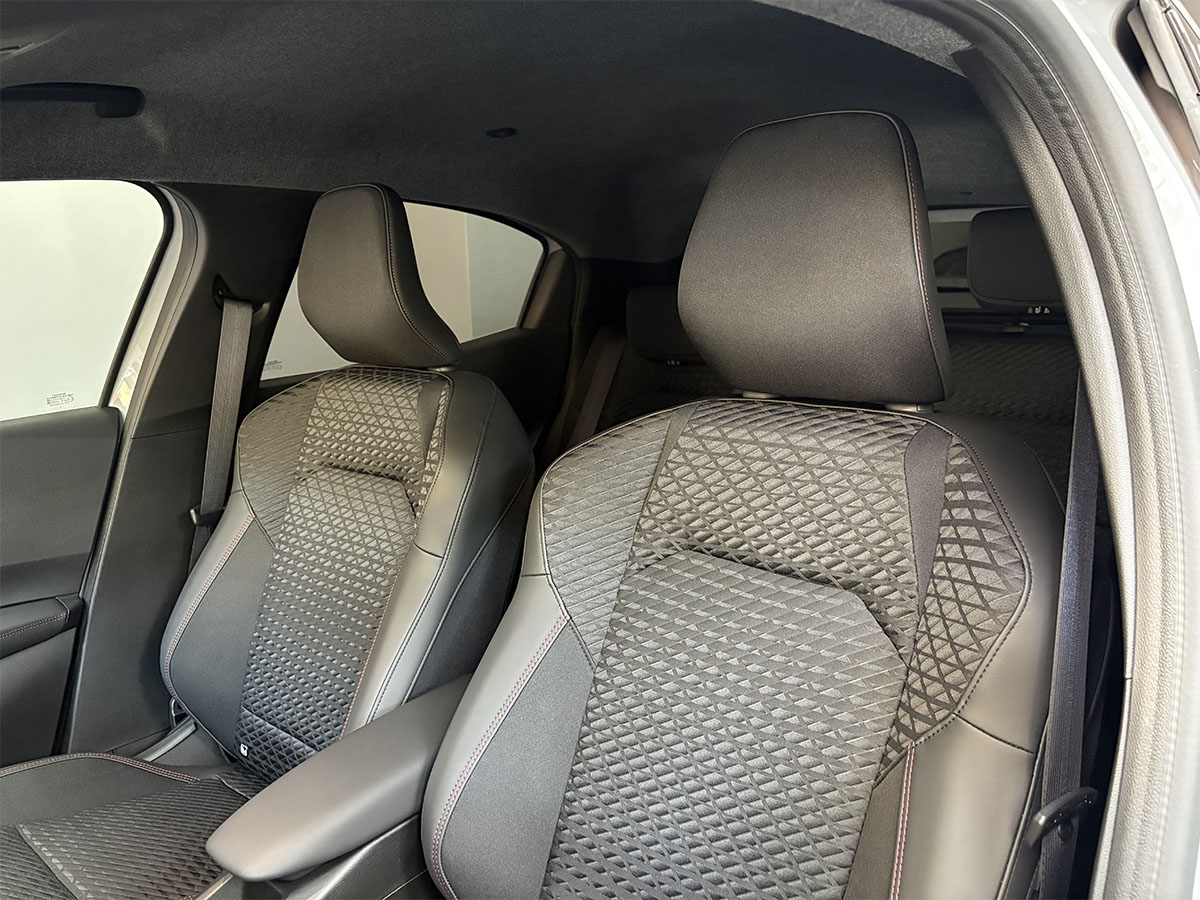 Renault Clio 1.8 Full hybrid E-Tech Techno 160cv Automatica ITALIANA – KM ZERO
