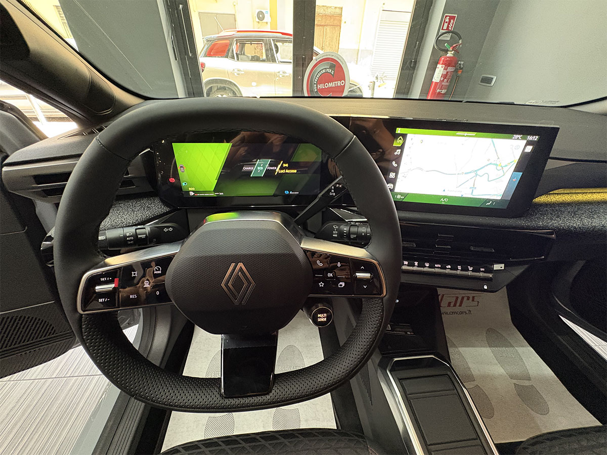 Renault Clio 1.8 Full hybrid E-Tech Techno 160cv Automatica ITALIANA – KM ZERO