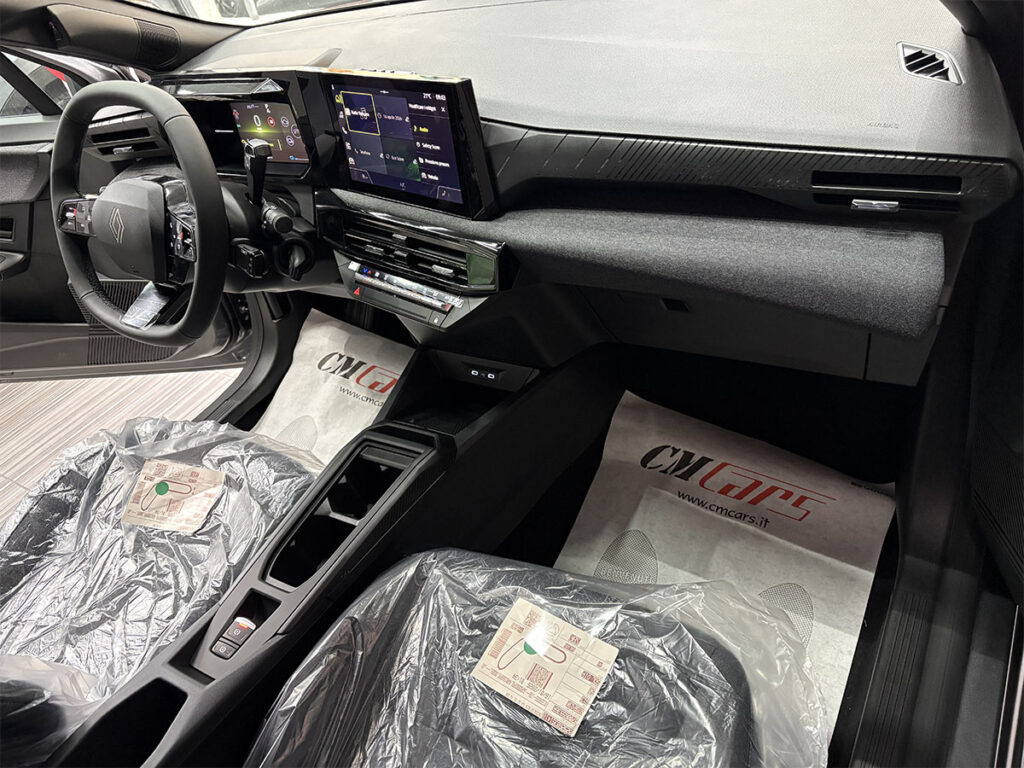 Renault Clio 1.8 Full Hybrid E-Tech Evolution 160cv Automatica ITALIANA – KM ZERO