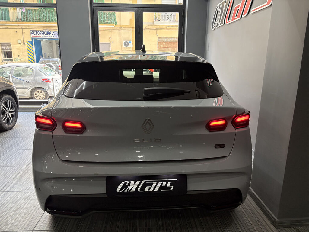 Renault Clio 1.8 Full hybrid E-Tech Techno 160cv Automatica ITALIANA – KM ZERO