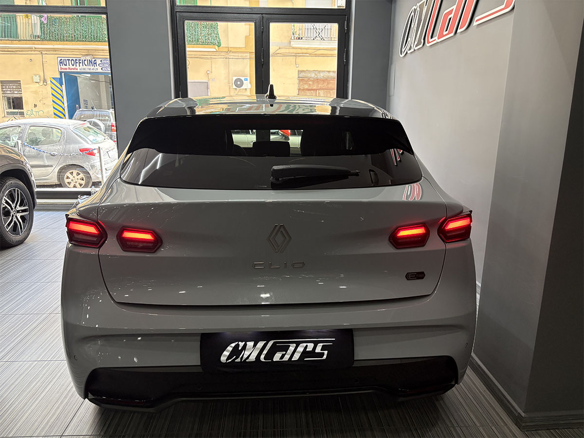 Renault Clio 1.8 Full hybrid E-Tech Techno 160cv Automatica ITALIANA – KM ZERO