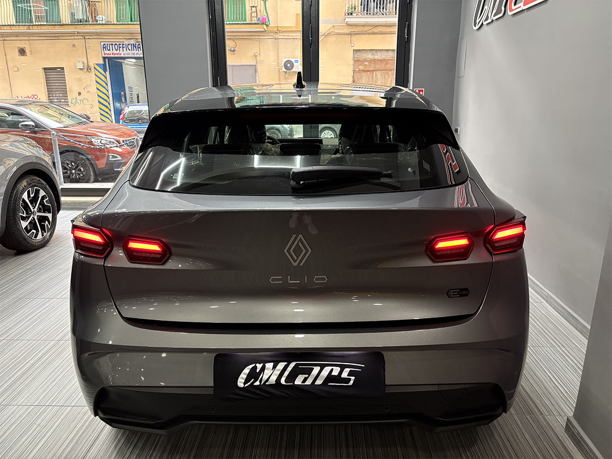 Renault Clio 1.8 Full Hybrid E-Tech Evolution 160cv Automatica ITALIANA – KM ZERO