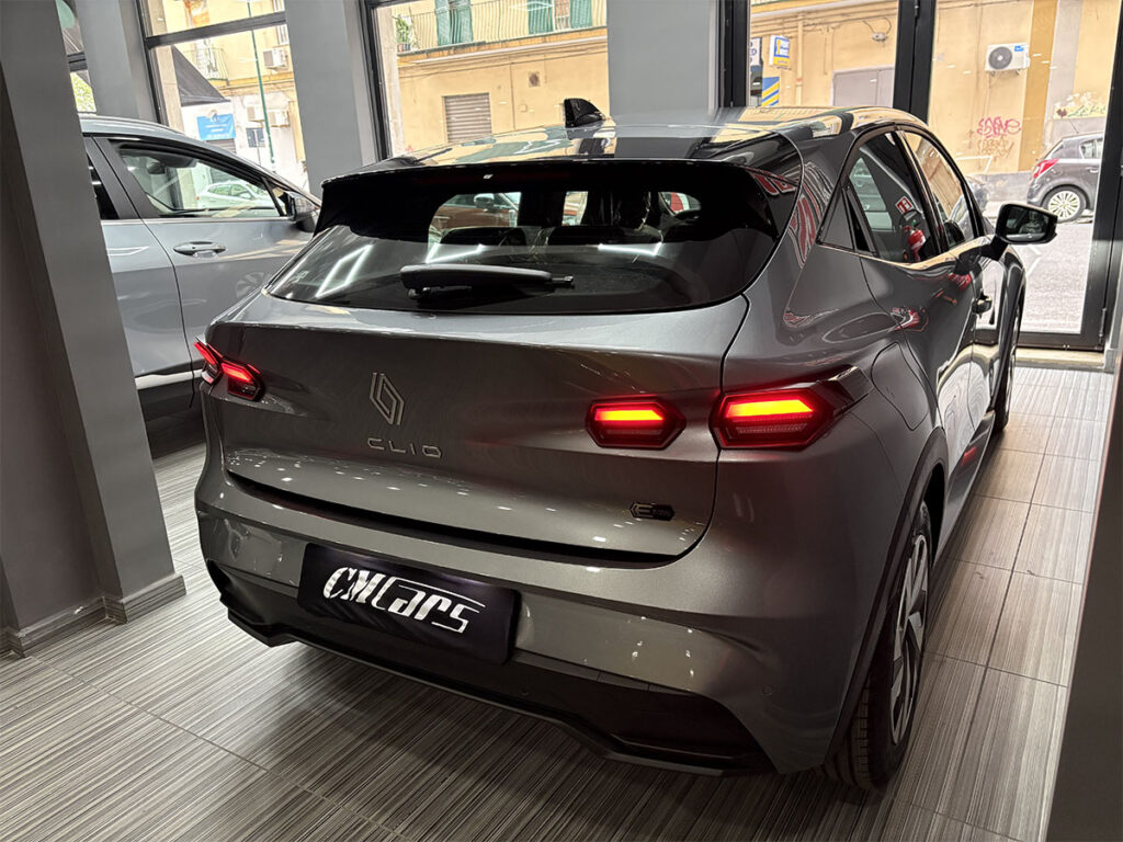 Renault Clio 1.8 Full Hybrid E-Tech Evolution 160cv Automatica ITALIANA – KM ZERO