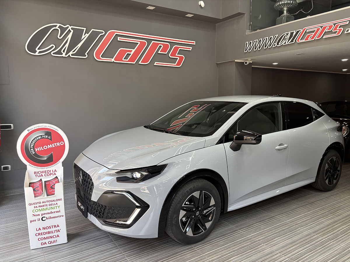 Renault Clio 1.8 Full hybrid E-Tech Techno 160cv Automatica ITALIANA – KM ZERO