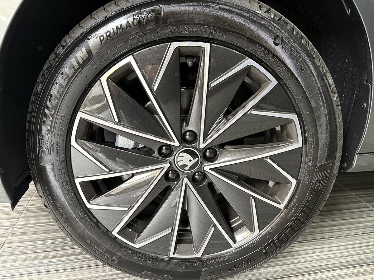 Skoda Kamiq 1.0 TSI 115cv DSG Automatica Black Dots ITALIANA – KM ZERO