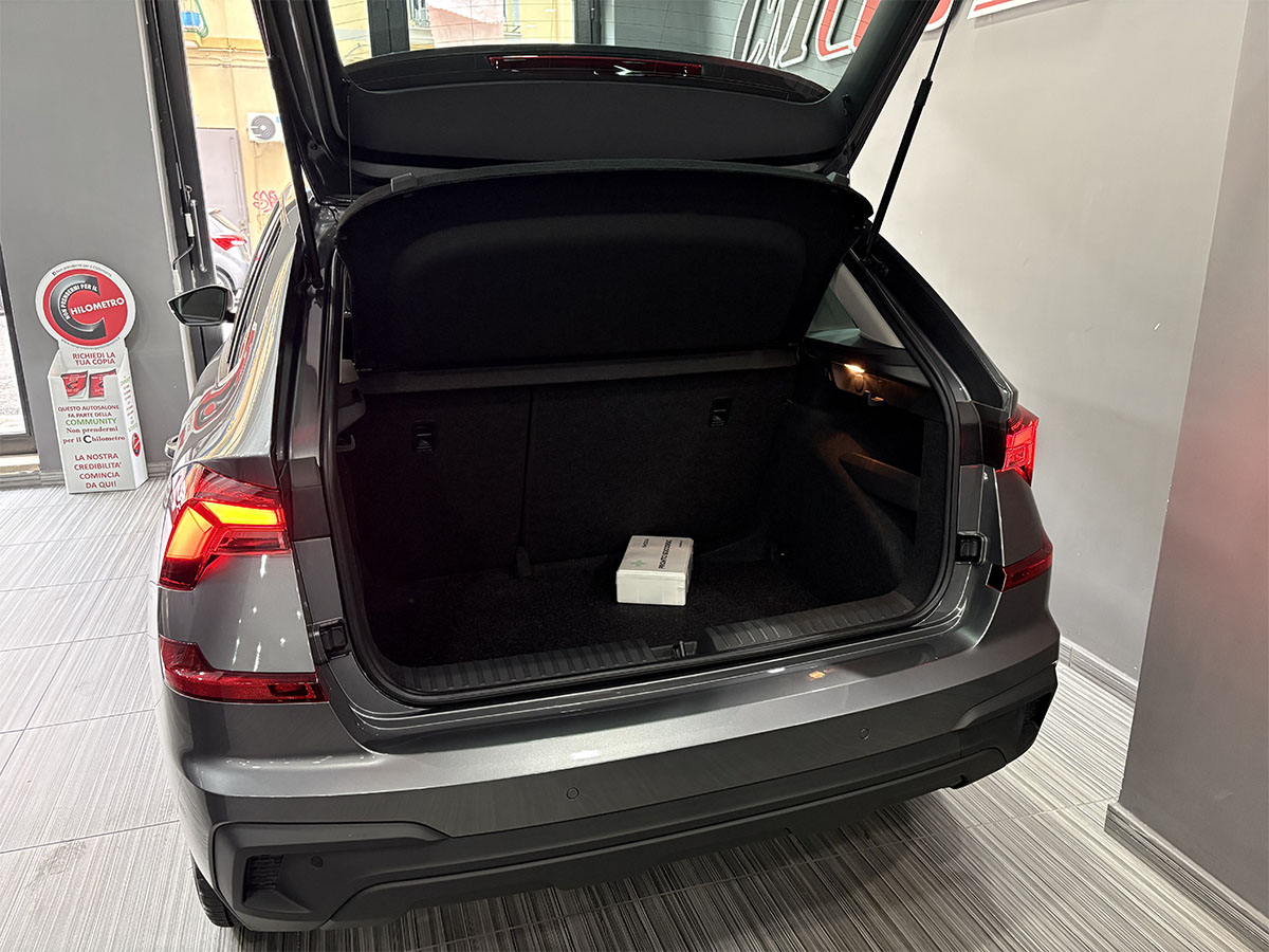 Skoda Kamiq 1.0 TSI 115cv DSG Automatica Black Dots ITALIANA – KM ZERO
