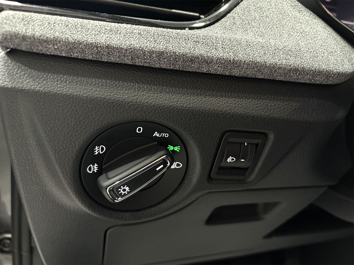 Skoda Kamiq 1.0 TSI 115cv DSG Automatica Black Dots ITALIANA – KM ZERO