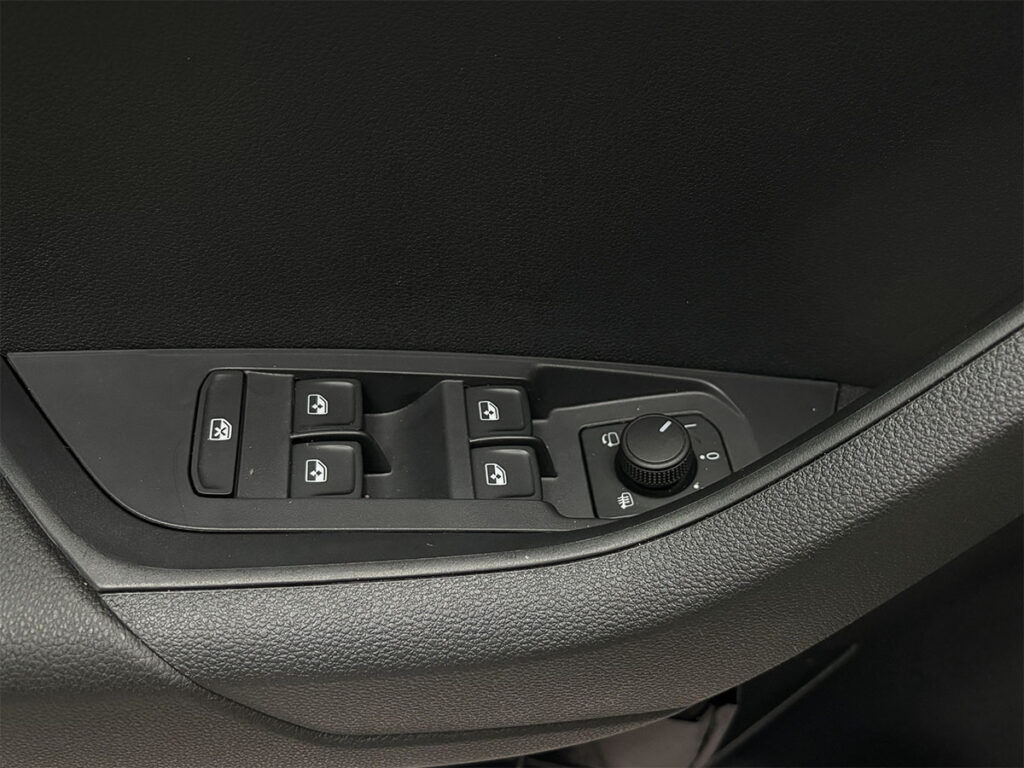 Skoda Karoq 2.0 TDI 150cv DSG Executive ITALIANA – KM ZERO