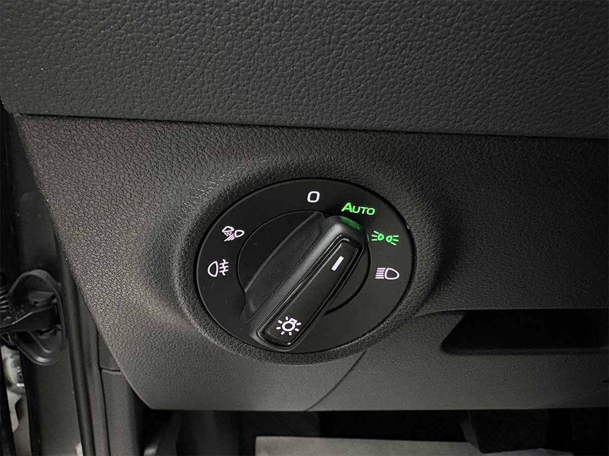 Skoda Karoq 2.0 TDI 150cv DSG Executive ITALIANA – KM ZERO