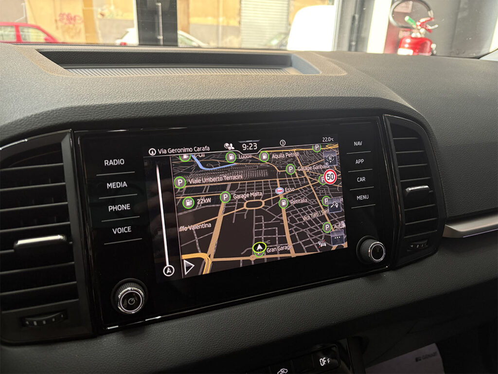 Skoda Karoq 2.0 TDI 150cv DSG Executive ITALIANA – KM ZERO