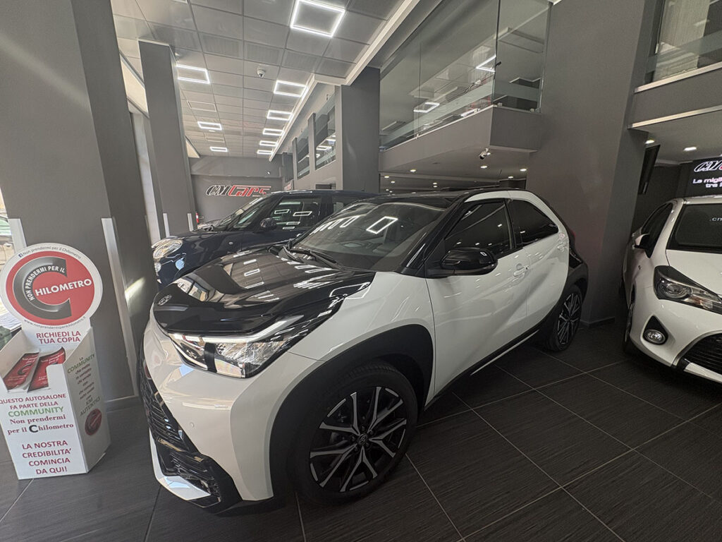 Toyota Aygo X 1.5 HEV Full Hybrid 116cv GR Sport e-cvt ITALIANA – KM ZERO