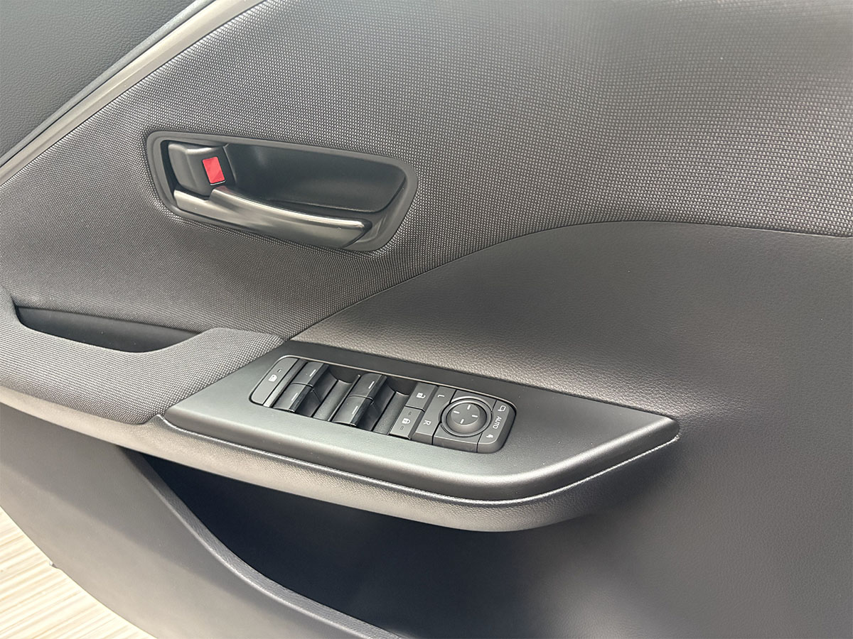 Toyota C-HR 1.8 HEV Full Hybrid Trend E-CVT ITALIANA – KM ZERO