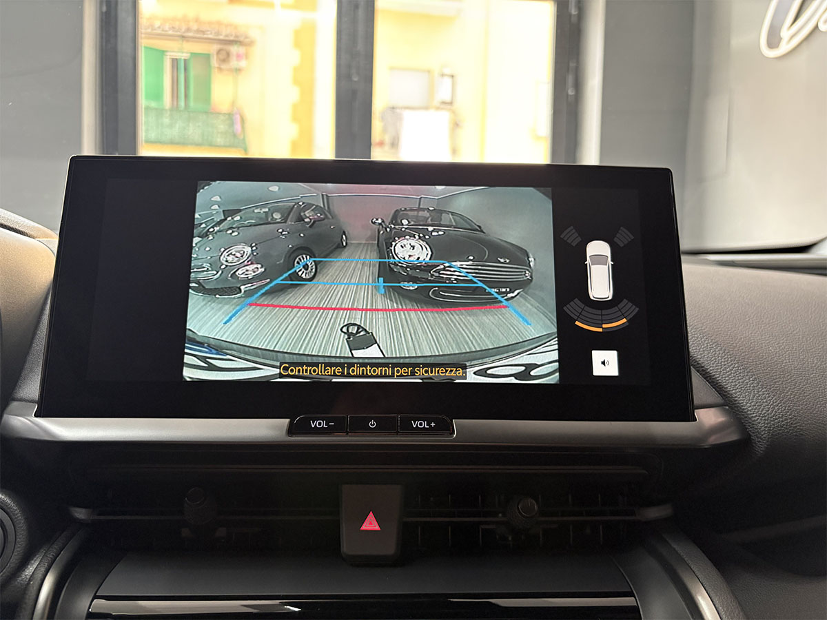 Toyota C-HR 1.8 HEV Full Hybrid Trend E-CVT ITALIANA – KM ZERO