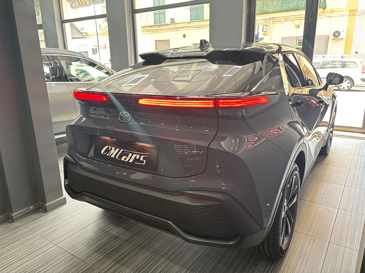 Toyota C-HR 1.8 HEV Full Hybrid Trend E-CVT ITALIANA – KM ZERO